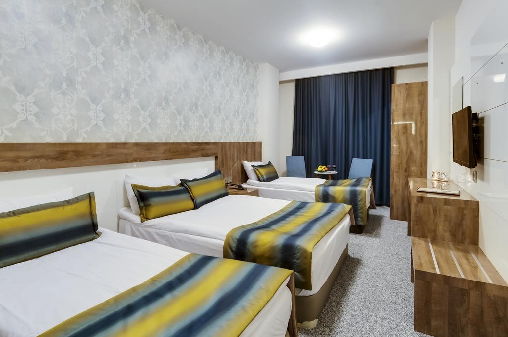 Park Yalcin Hotel Mersin  Rum bild